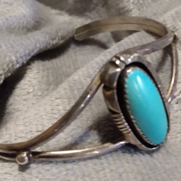 L.Yazzie Sterling Silver & bright blue turquoise cuff bracelet